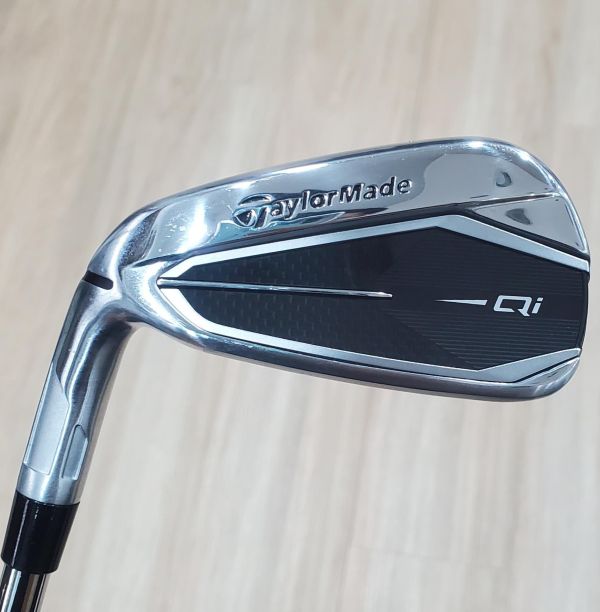 二手近新品 左手 左用TaylorMade Qi 28° 7號鐵桿 搭配N.S.Pro 910 105 S桿身 