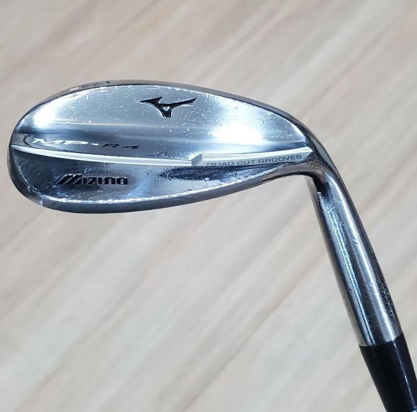 二手美品Mizuno MP◂R4 58/10°挖起桿 搭配Dynamic Gold 119 W桿身 