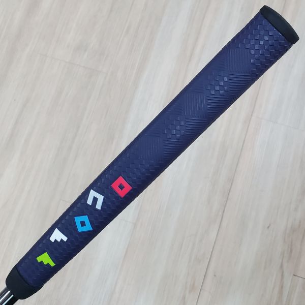 二手近新品 女生 女用ONOFF OM-6 32"推桿 