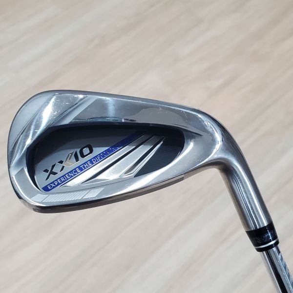 二手美品XXIO 11 28° 7號鐵桿 搭配N.S.PRO 860 ᴅ.ꜱ.ᴛ. 88 S桿身 