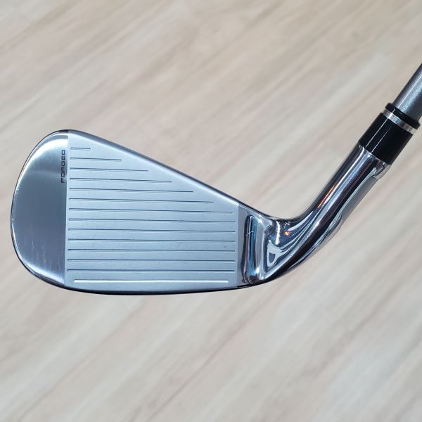 二手超美品TaylorMade ꜱᴛᴇᴀʟᴛʜ GLOIRE 27° 7號鐵桿 搭配SPEEDER NX 52 R桿身 