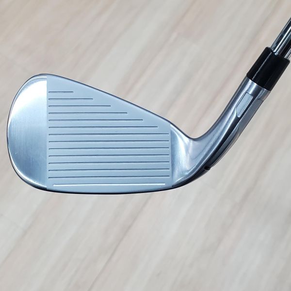 二手近新品TaylorMade(25) Qi ᴍᴀx ʟɪᴛᴇ(輕量版) 26.5° 7號鐵桿 搭配N.S.Pro 790 85 S桿身 