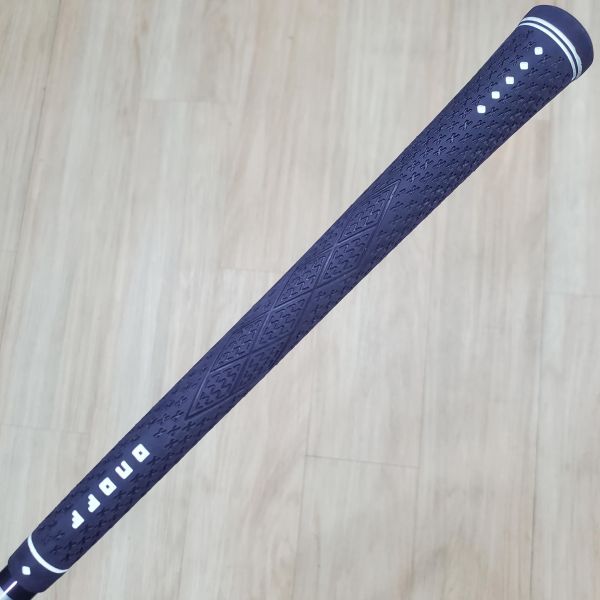 二手超美品 女生 女用ONOFF 30° 7號鐵桿 搭配SMOOTH KICK ᴘᴜʀᴘʟᴇ LP-423I 47 A桿身 