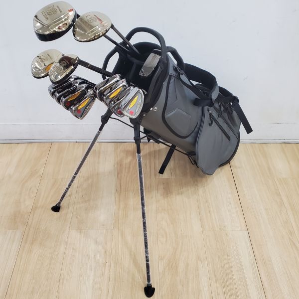 二手美品MAJESTY PRESTIGIO 410 10.5°/22° 開球木桿/3號球道木桿/7號球道木桿 搭配FV-V R2桿身+ᴄʟᴇᴇᴋ 27° 9號小雞腿 搭配SUBLIME R桿身+SUBLIME 5-S(共8支)鐵桿組 搭配SUBLIME R桿身+34"推桿 搭配150iP桿身 搭配全新腳架式球袋