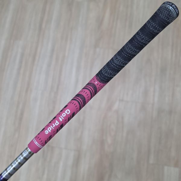 二手美品 女生 女用kasco ᴘᴏᴡᴇʀ TORNADO E-spec 77 25° 7號小雞腿 搭配E-spec 44 L桿身 