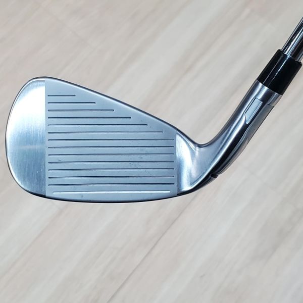 二手超美品TaylorMade Qi 28° 7號鐵桿 搭配N.S.Pro 910 105 S桿身 
