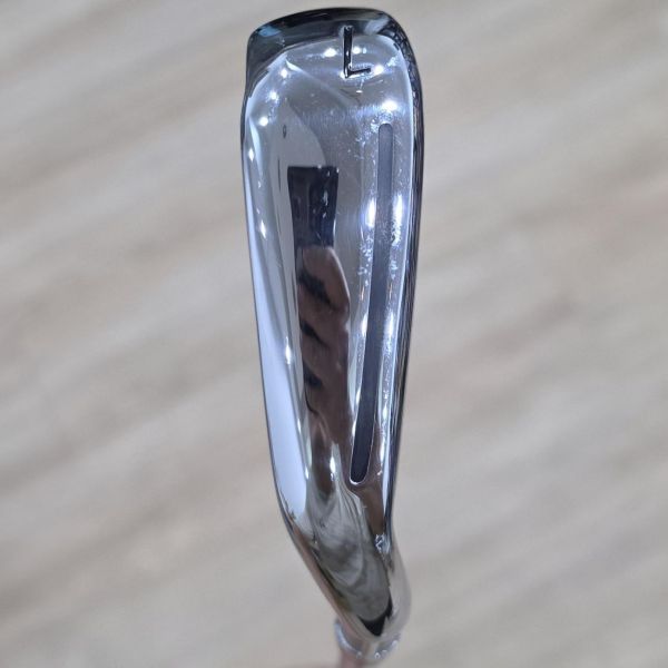 二手超美品TaylorMade ꜱᴛᴇᴀʟᴛʜ GLOIRE 27° 7號鐵桿 搭配N.S.Pro 950 neo 98 S桿身 
