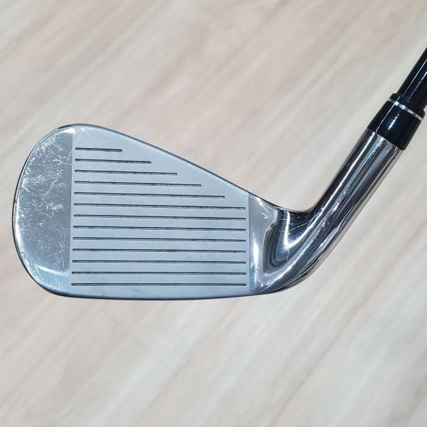 二手品Callaway(24) ᴘᴀʀᴀᴅʏᴍ Ai SMOKE ᴍᴀx ꜰᴀꜱᴛ(輕量版) 26° 7號鐵桿 搭配TENSEI 𝟦𝟢 47 R桿身