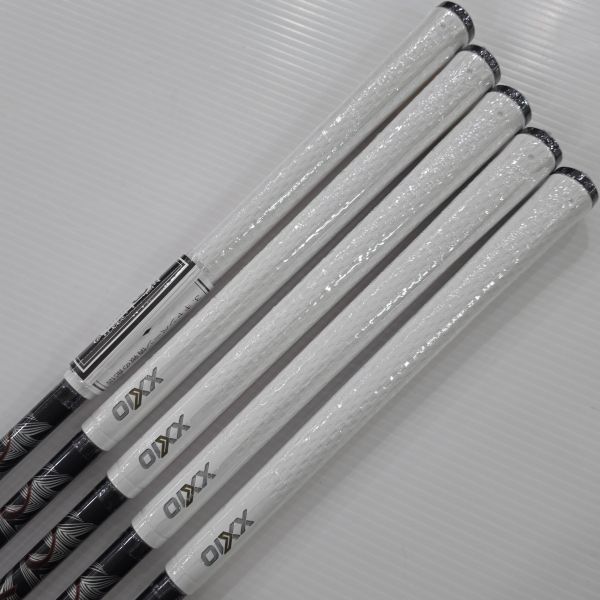 全新品 女生 女用XXIO 13 ᴘᴇᴀʀʟ ᴡʜɪᴛᴇ(珍珠白) 7-S(共5支)鐵桿組 搭配ᴅꜱᴛ MP1300LK 35 L桿身 