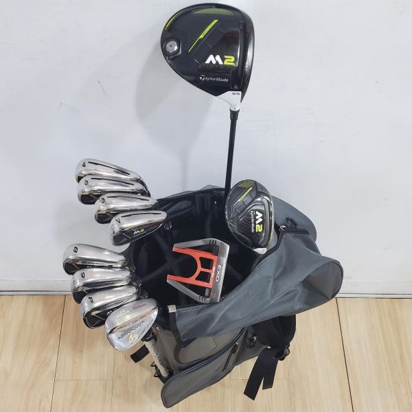 二手美品TaylorMade M2 9.5°開球木桿 搭配TM1-217 53 S桿身+19° 3號小雞腿 搭配REAX 75 S桿身+4-P(共7支)鐵桿組 搭配REAX 88 ʜʟ 88 S桿身+Wilson harmonized BeCu ʟᴏʙ ᴡᴇᴅɢᴇ 60°挖起桿 搭配原廠 S桿身+ODYSSEY EXO ꜱᴇᴠᴇɴ 35"推桿 搭配全新腳架式球袋 