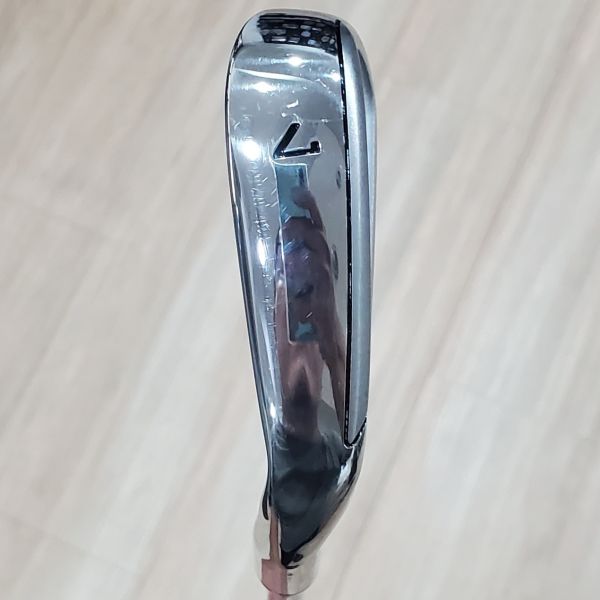 二手美品 左手 左用Callaway(24) ᴘᴀʀᴀᴅʏᴍ Ai SMOKE 28° 7號鐵桿 搭配N.S.PRO 950 neo 98 S桿身 