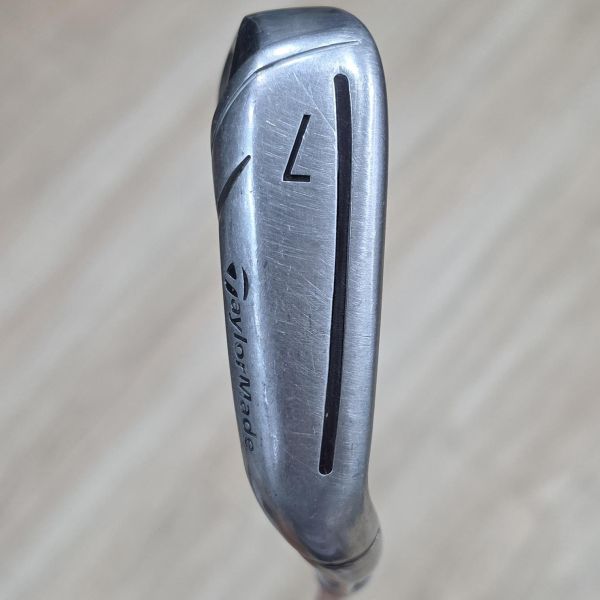 二手美品TaylorMade SIM ᴍᴀx·ᴏꜱ(易打、加大版) 26° 7號鐵桿 搭配KBS ᴛᴏᴜʀ 𝟫𝟢 102 S桿身 