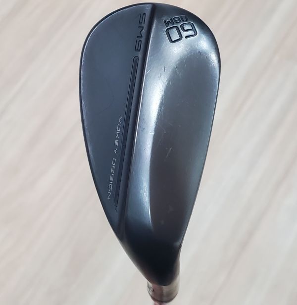 二手超美品Titleist SM9 ᴊᴇᴛ ʙʟᴀᴄᴋ 60/𝟢𝟪ᴍ°挖起桿 搭配Dynamic Gold ꜱ𝟤𝟢𝟢 129 W桿身 