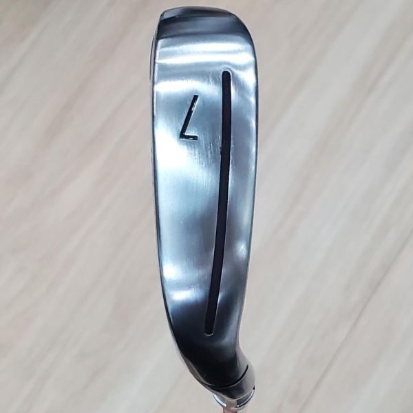 二手超美品TaylorMade Qi 28° 7號鐵桿 搭配N.S.Pro 910 105 S桿身 