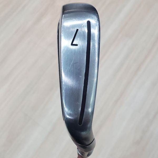 二手超美品 女生 女用TaylorMade STEALTH 28° 7號鐵桿 搭配TENSEI ʀᴇᴅ ᴛᴍ𝟦𝟢 47 L桿身 