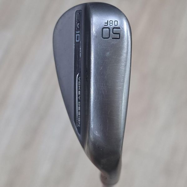 二手美品Titleist SM10 ᴠᴏᴋᴇʏ ᴅᴇꜱɪɢɴ ɴɪᴄᴋᴇʟ(深空灰) 50/𝟢𝟪°ꜰ挖起桿 搭配Dynamic Gold ꜱ𝟤𝟢𝟢 129 W桿身 