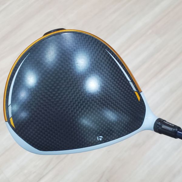 二手超美品TaylorMade SIM² ᴍᴀx ᴇᴜʀᴏᴘᴇ ᴇᴅɪᴛɪᴏɴ(萊德杯歐洲隊限定款) 10.5°開球木桿 搭配Diamana ʙʟᴜᴇ ᴛᴍ𝟧𝟢 58 S桿身 