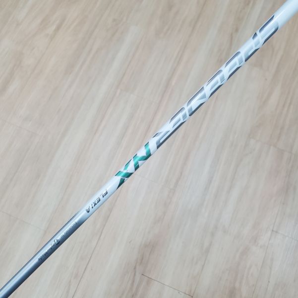 二手美品 女生 女用TaylorMade ꜱᴛᴇᴀʟᴛʜ GLOIRE 29° 7號鐵桿 搭配Speeder NX 51 A桿身 