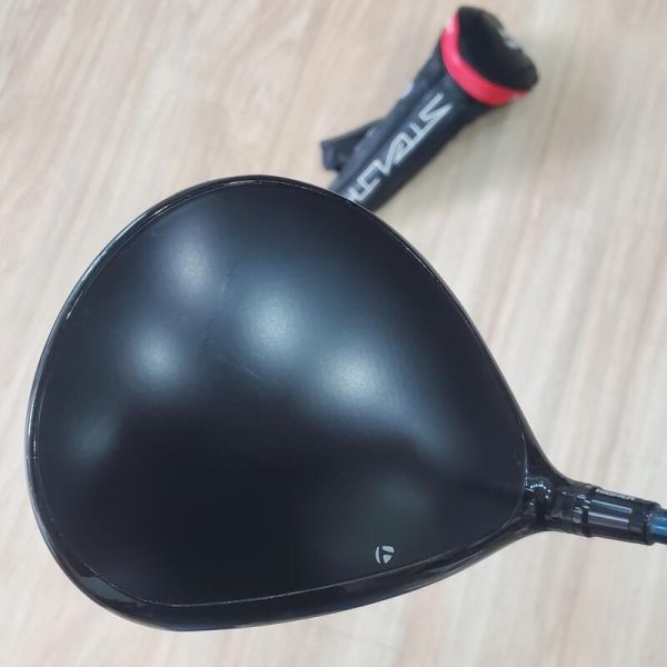 二手美品TaylorMade STEALTH 10.5°開球木桿 搭配TENSEI ʙʟᴜᴇ ᴛᴍ𝟧𝟢 51 R桿身 