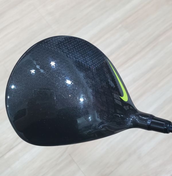 二手美品NIKE VAPOR ꜰʟᴇx ꜰʟɪɢʜᴛ 10.5°開球木桿 搭配特注Tour AD ᵐJ-6s 62 S桿身 