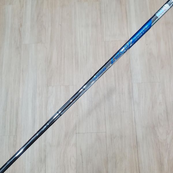 二手美品Callaway ᴘᴀʀᴀᴅʏᴍ Ai SMOKE ᴍᴀx ꜰᴀꜱᴛ(輕量版) 26° 7號鐵桿 搭配N.S.Pro Zelos 7 77.5 S桿身 