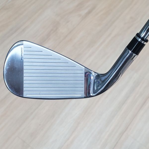 二手超美品TaylorMade ꜱᴛᴇᴀʟᴛʜ GLOIRE 27°7號鐵桿 搭配N.S.Pro 790 85 S桿身 
