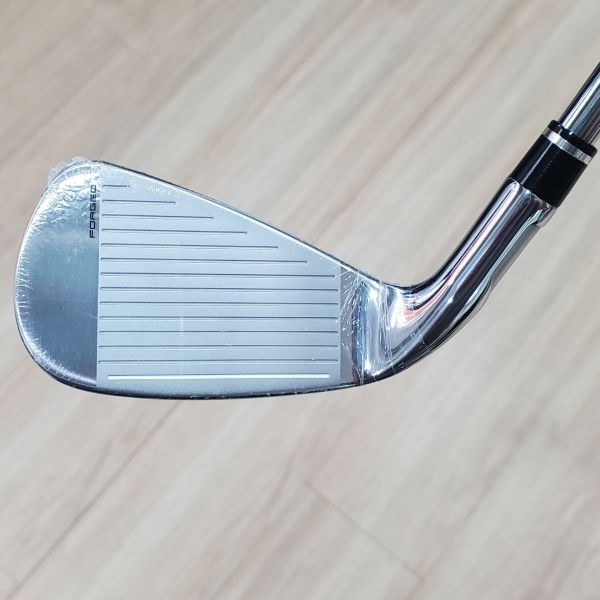 全新品TaylorMade ꜱɪᴍ GLOIRE 27° 7號練習桿 搭配N.S.Pro 950 neo 98 S桿身 