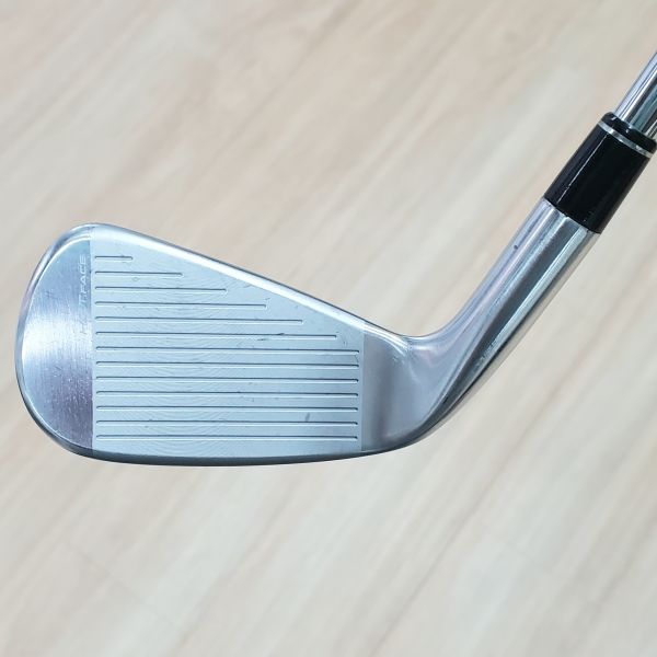 二手超美品cobra KING TEC ONE ʟᴇɴɢᴛʜ(等長版) ꜰᴏʀɢᴇᴅ 22° 4號混血鐵桿 搭配N.S.Pro 850 neo 84.5 R桿身 