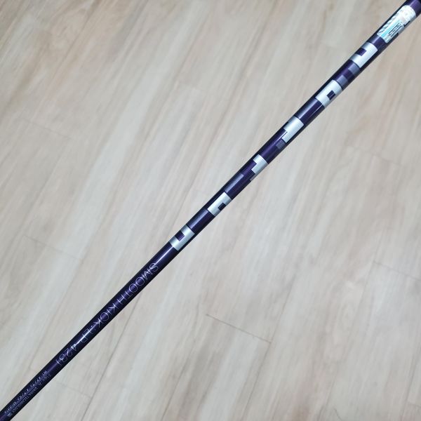 二手超美品 女生 女用ONOFF 30° 7號鐵桿 搭配SMOOTH KICK ᴘᴜʀᴘʟᴇ LP-423I 47 A桿身 
