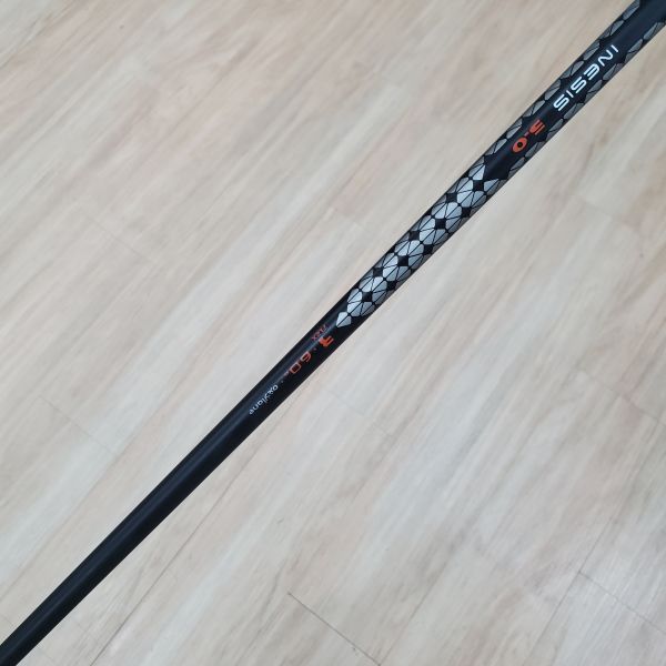 二手品DECATHLON(迪卡儂) INESIS 5.0 8號鐵桿 搭配ᴏxʏʟᴀɴᴇ 60 R桿身 
