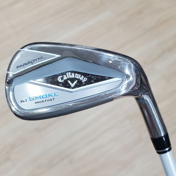 二手美品 女生 女用Callaway(24) ᴘᴀʀᴀᴅʏᴍ Ai SMOKE ᴍᴀx ꜰᴀꜱᴛ 30° 7號練習桿 搭配ELDIO 𝟦𝟢ʟ 43 L桿身 