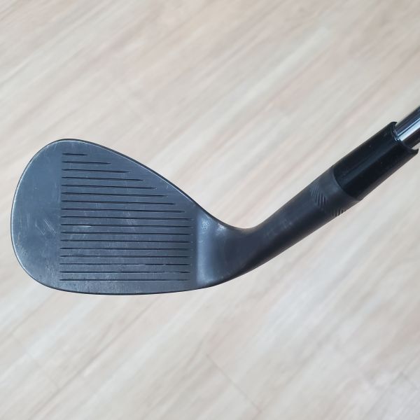 二手超美品Titleist SM9 ʙʟᴀᴄᴋ(黑武士版) 58/𝟣𝟦ᴋ°挖起桿 搭配Dynamic Gold S200 129 W桿身 