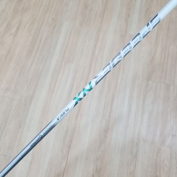 二手近新品 女生TaylorMade ꜱᴛᴇᴀʟᴛʜ GLOIRE 29° 7號鐵桿 搭配Speeder NX 51 A桿身 