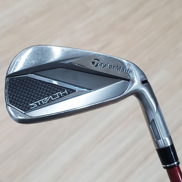 二手品 女生 女用TaylorMade STEALTH 28° 7號鐵桿 搭配TENSEI ʀᴇᴅ ᴛᴍ𝟦𝟢 59 L桿身 
