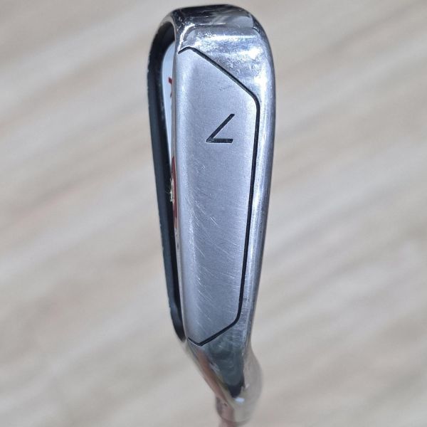 二手美品TaylorMade R11 32° 7號鐵桿 搭配Motoʀe 𝟧𝟧 R(美)≒S(日)桿身 
