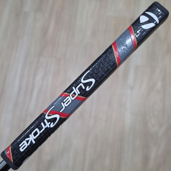 二手美品TaylorMade Spider GT ʀᴏʟʟʙᴀᴄᴋ ꜱɪɴɢʟᴇ ʙᴇɴᴅ(單彎版) ꜱɪʟᴠᴇʀ 34"推桿 