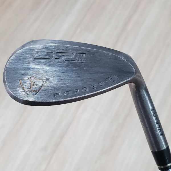 二手超美品jL ᴘʀᴏ JP III ꜰᴏʀɢᴇᴅ 56°挖起桿 搭配N.S.Pro 950 94.5 R桿身 