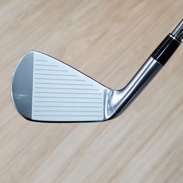 全新品SRIXON ZX7 32° 7號鐵桿 搭配原廠N.S.Pro 950 D.S.T 95 S桿身 