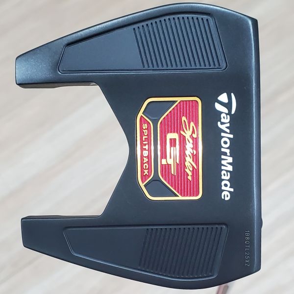 二手近新品TaylorMade Spider GT ꜱᴘʟɪᴛʙᴀᴄᴋ ʙʟᴀᴄᴋ ꜱᴍᴀʟʟ ꜱʟᴀɴᴛ 34"推桿 