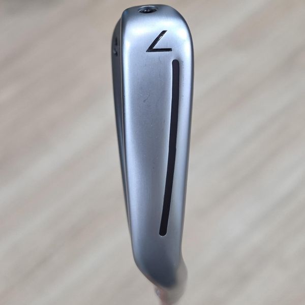 二手超美品TaylorMade P·790(P790) ɪᴠ 30.5° 7號鐵桿 搭配N.S.Pro 950 neo 98 S桿身 
