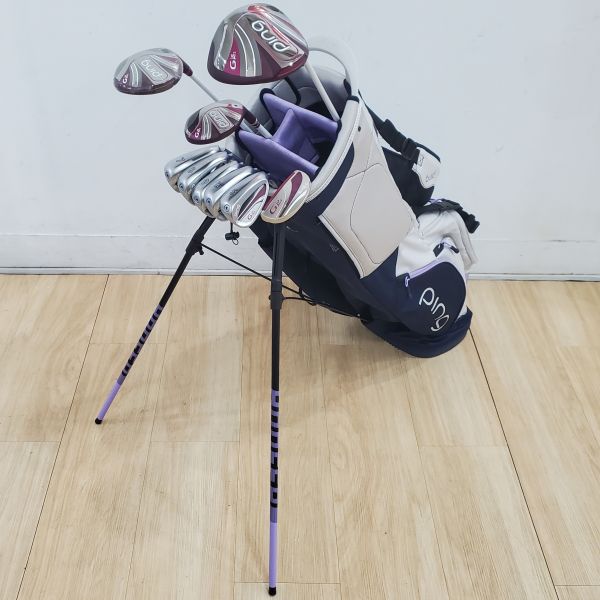 二手超美品 女生 女用PING GLe2 11.5°/19°/26° 開球木桿/3號球道木桿/5號小雞腿/7-S(共5支)鐵桿組 搭配ULT240 J 37/35/40/38 L桿身+SHEA 33"推桿 搭配二手超美品PING腳架式球袋 