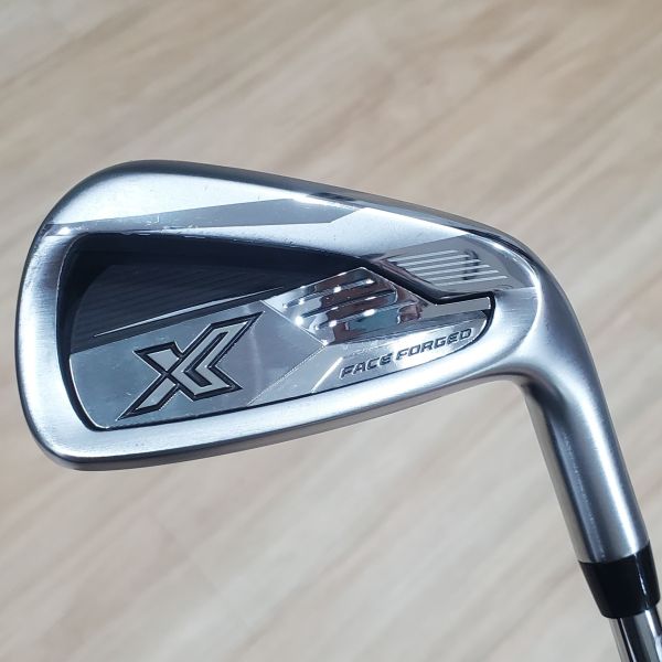 二手超美品XXIO X 28.5° 7號鐵桿 搭配Dynamic Gold 95 ꜱ𝟤𝟢𝟢 92 S桿身 