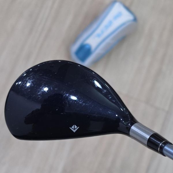 二手美品 女生 女用HONMA Be ZEAL 𝟧𝟤𝟧 28°小雞腿 搭配VIZARD ᴇᴘᴛ-tech 𝟦𝟥 38.5 L桿身 
