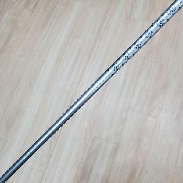 二手近新品 女生 女用TaylorMade Qi 28° 7號鐵桿 搭配ELDIO ᴛᴍ𝟦𝟢 57 L桿身 