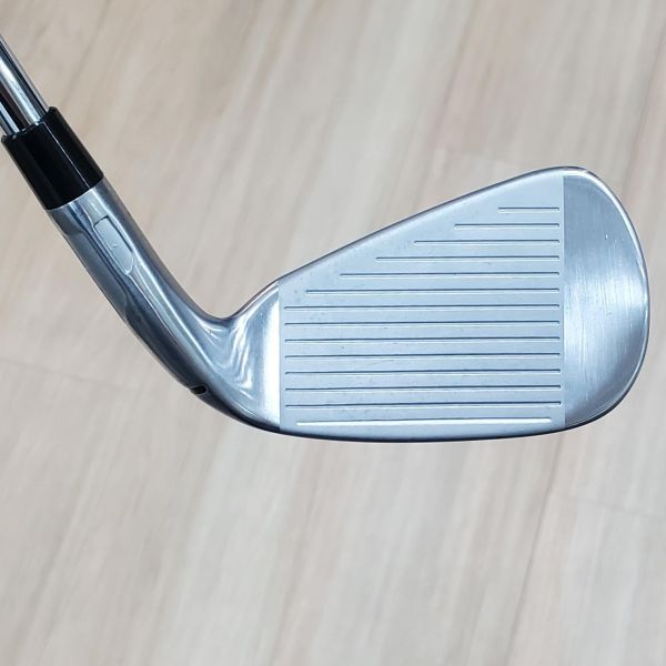 二手近新品 左手 左用TaylorMade Qi 28° 7號鐵桿 搭配N.S.Pro 910 105 S桿身 