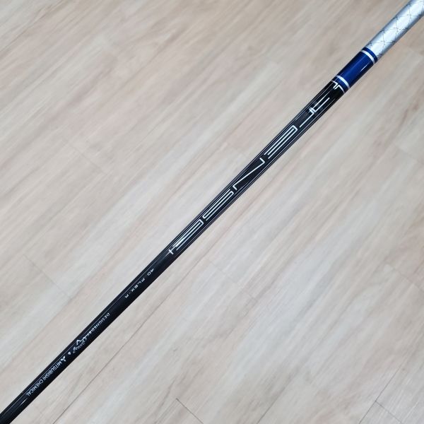 二手美品Callaway(24) ᴘᴀʀᴀᴅʏᴍ Ai SMOKE ᴍᴀx ꜰᴀꜱᴛ(輕量版) 26° 7號鐵桿 搭配TENSEI 𝟦𝟢 47 R桿身 
