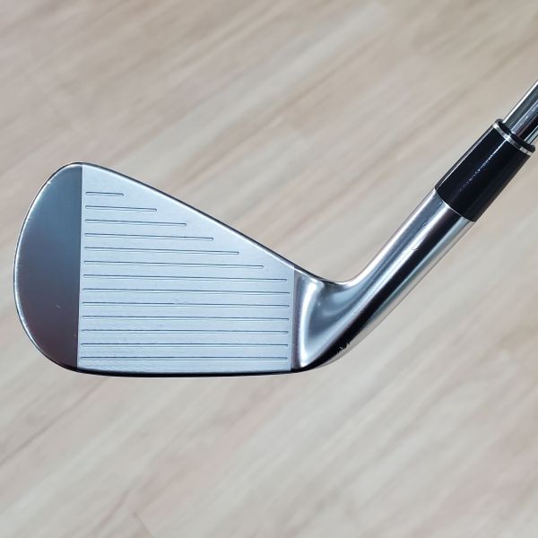 二手美品SRIXON ZX7 32° 7號鐵桿 搭配N.S.Pro MODUS³ TOUR120 ᴅ.ꜱ.ᴛ 105 S桿身 