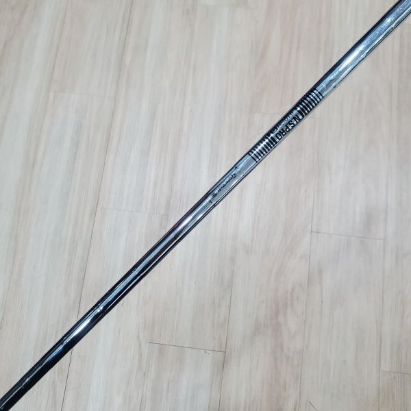 二手超美品TaylorMade Qi 28° 7號鐵桿 搭配N.S.Pro 910 105 S桿身 