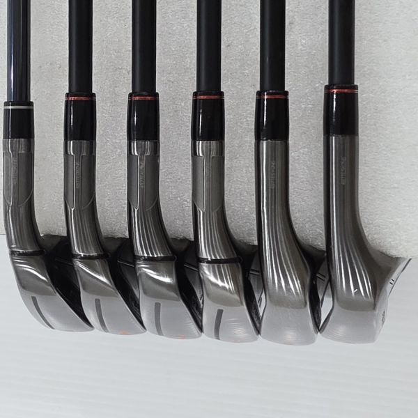 二手美品TaylorMade(25) Qi ɢᴜɴᴍᴇᴛᴀʟ ᴇᴅɪᴛɪᴏɴ 5-P(共6支)鐵桿組 搭配recoiʟ ᴅᴀʀᴛ 𝟨𝟧 ꜰ𝟥/特注、高階AXIOM 𝟩𝟧 VᴇʟᴏCᴏʀᴇ 64/78 R/S桿身 