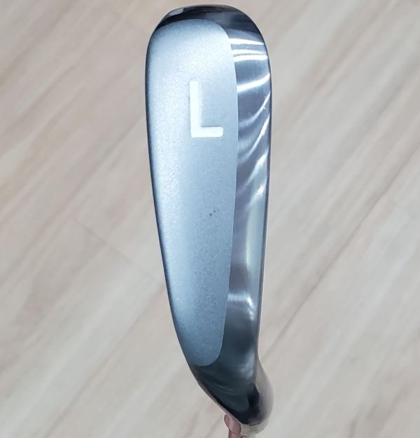 二手超美品 女生 女用ONOFF 30° 7號鐵桿 搭配SMOOTH KICK ᴘᴜʀᴘʟᴇ LP-423I 47 A桿身 